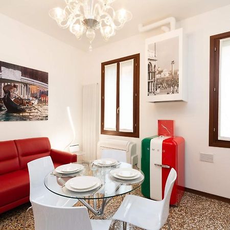 Just Urban Stays - Castello 5067 Boutique Apartment Venetië Buitenkant foto