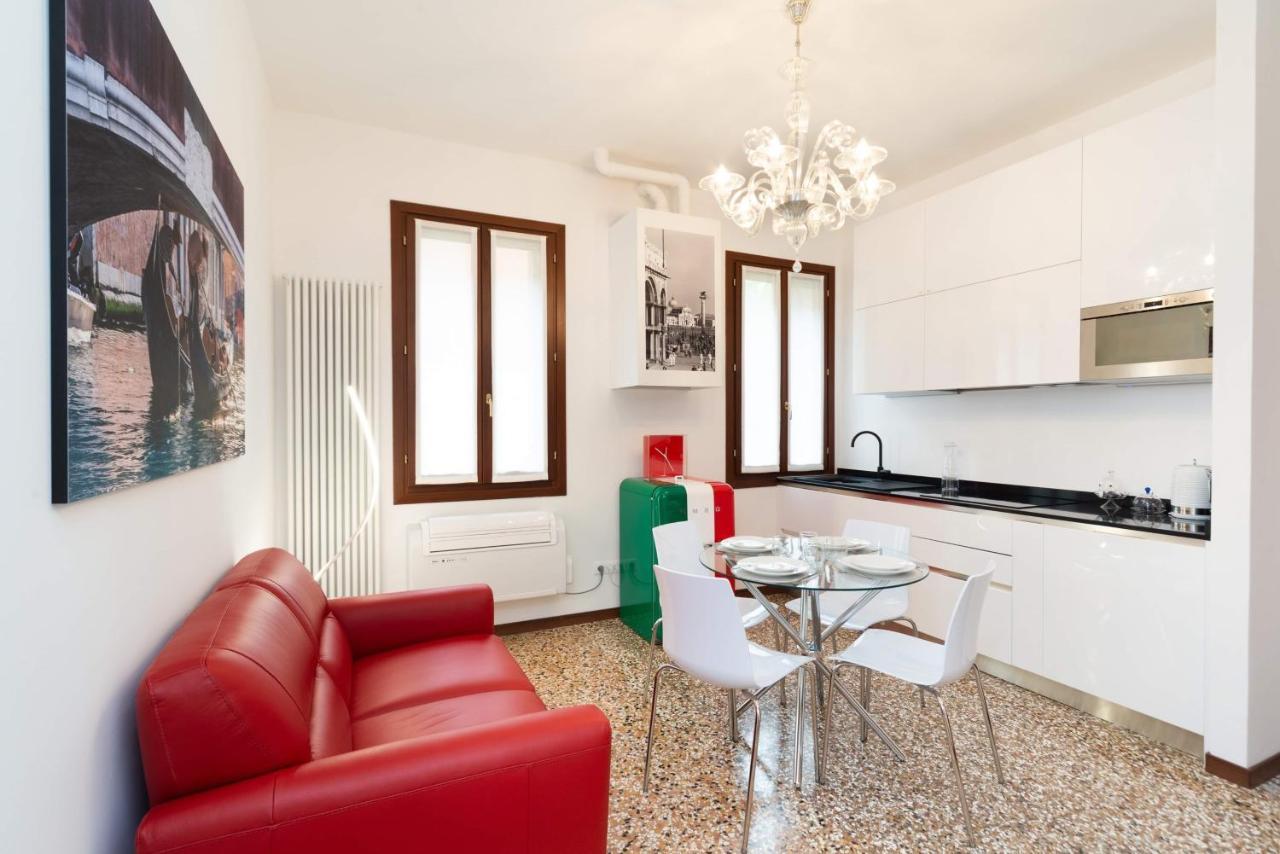Just Urban Stays - Castello 5067 Boutique Apartment Venetië Buitenkant foto